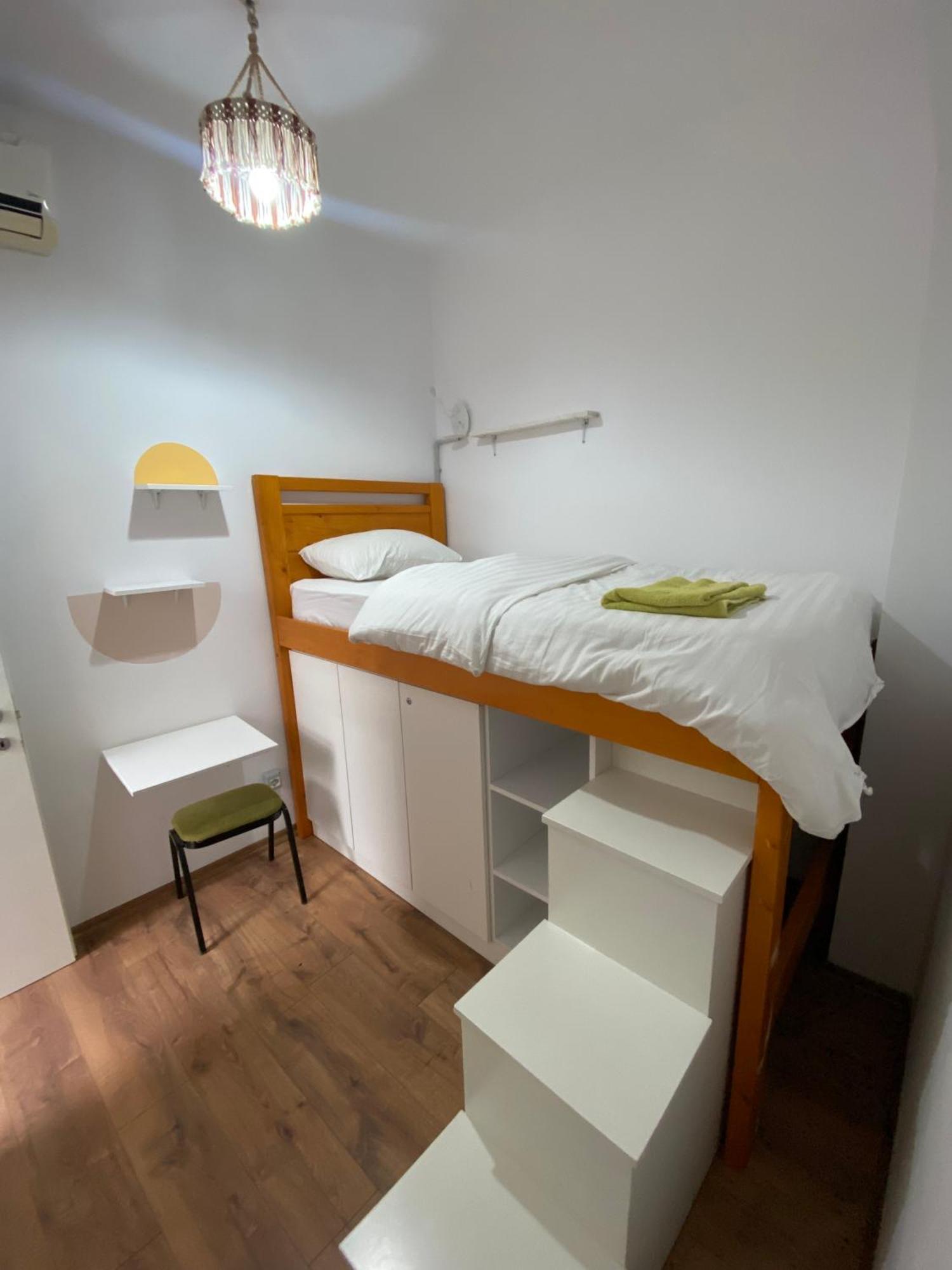 Trip'N'Hostel Chill Zone Tirana Kültér fotó